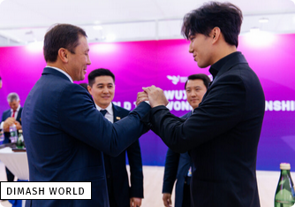 Dimash et Gennadiy Golovkin soutiennent l’équipe du Kazakhstan aux Championnats du monde de taekwondo en Chine