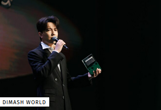 Dimash Qudaibergen participe au forum Freedom Inside